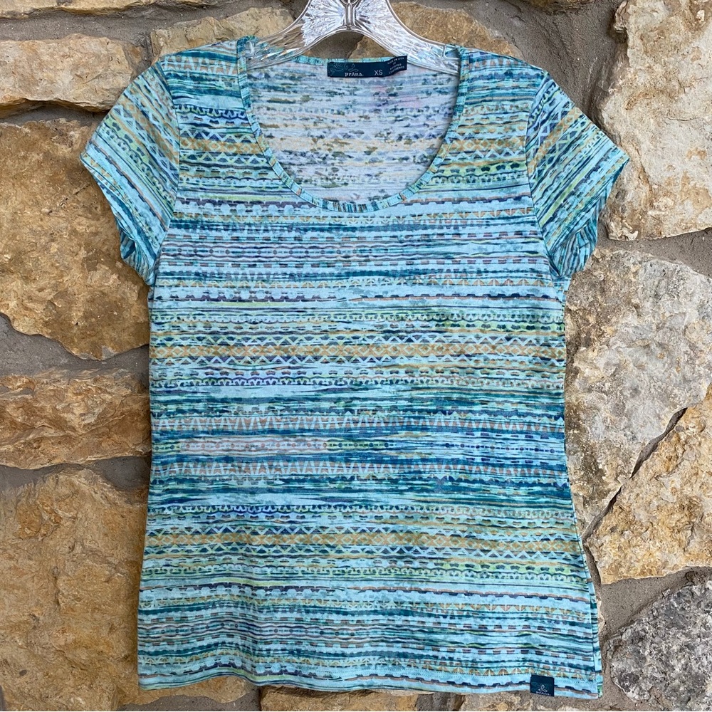 Prana Blue Scoop Short Sleeve Tee XS